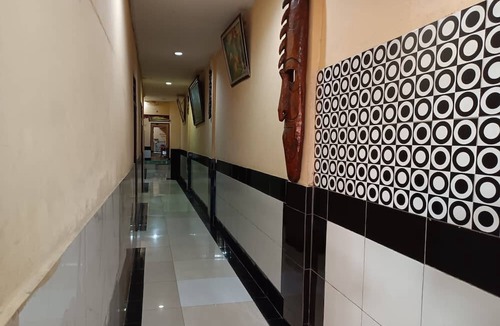 Sentani Hotel | OYO 93479 Hotel Jaguar Sentani