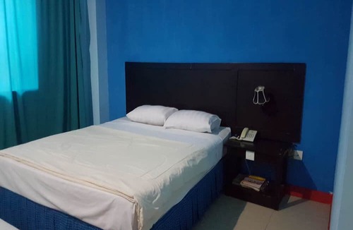 Sei Pinang Hotel | Hotel O Wisma Haji BunbunNearYani Heahlerr