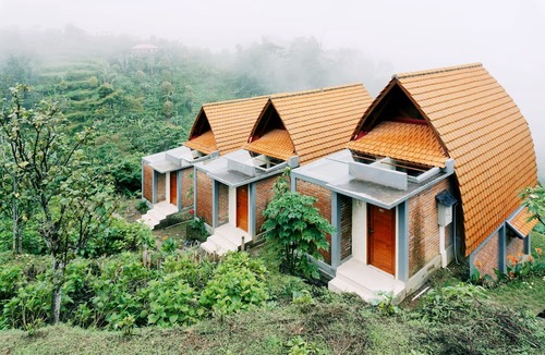 Munduk Hotel | Camaradvipa Retreat Munduk