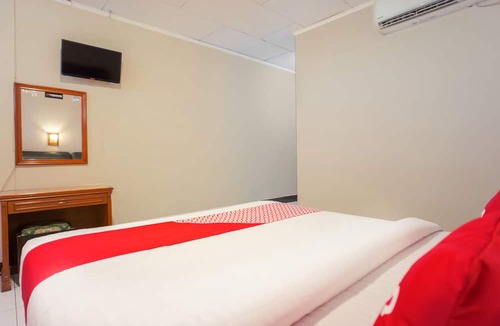 Lhokseumawe Hotel | OYO 2180 Vina Vira Hotel