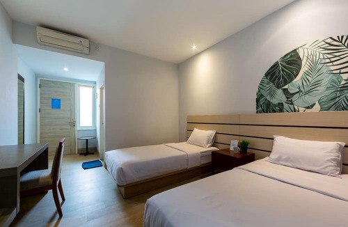 Imam Bonjol Hotel | Cove Matahari Senja