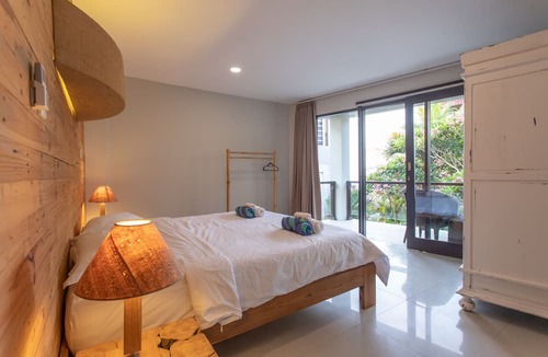 West Selemadeg Villa | Surf House Santai