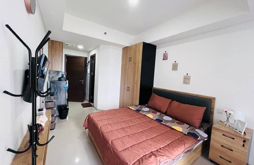 Pinang Hotel | OYO Life 93164 Pacific Alam Sutra