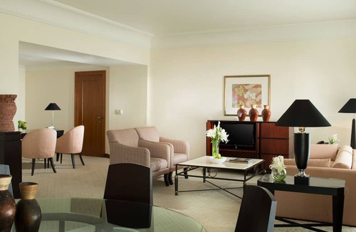 Surabaya Hotel | Bumi Surabaya City Resort