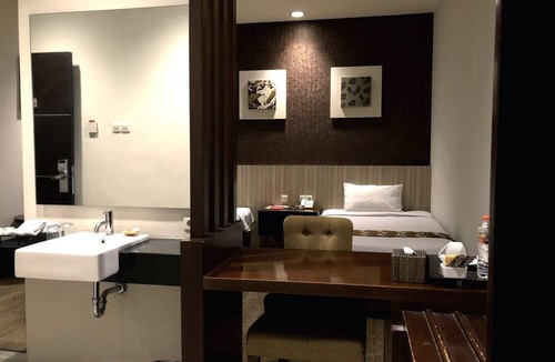 Sedati Hotel | Hotel Sinar 1