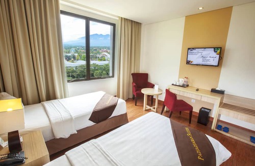 Bogor Selatan Hotel | Padjadjaran Suites Resort & Convention