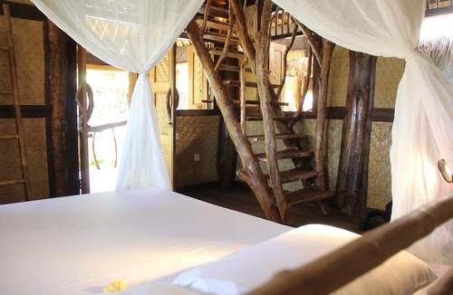 Batu Bolong Hotel | The Calmtree Bungalows