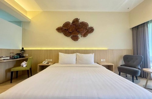 Trawas Hotel | Grand Whiz Hotel Trawas
