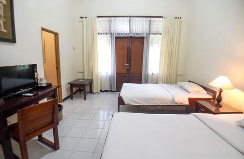 Kalibaru Hotel | Margo Utomo Hill View Resort