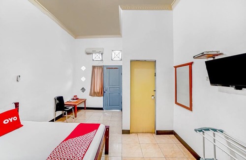 North Labuhanbatu Hotel | OYO 90834 Hotel Anugrah