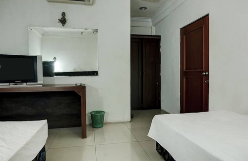 Banjarbaru Hotel | Hotel O Wisma Padi Syariah PanyipatanNearWisata Gunung Birah