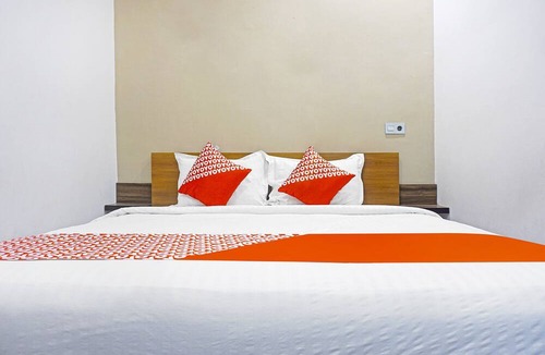 Singkang Hotel | COLLECTION O 91331 Hotel Grand Saota Soppeng