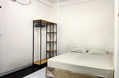 Melayu Hotel | Hotel O Pondok Puti Sartika SyariahNearPasar Jum'at Aluh Aluh