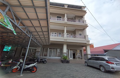 Melayu Hotel | Hotel O Pondok Puti Sartika SyariahNearPasar Jum'at Aluh Aluh