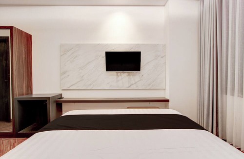 Semarang Utara Hotel | Townhouse Oak Near The Park Mall Semarang