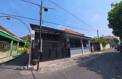 Pasuruan Hotel | OYO 95293 Citra Homestay Syariah