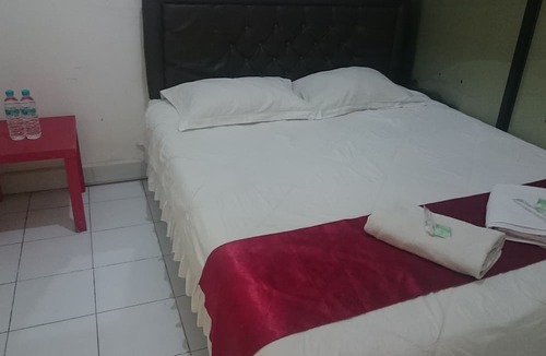 Surabaya Hotel | Capsule Homestay Surabaya