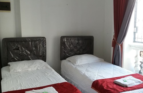 Surabaya Hotel | Capsule Homestay Surabaya