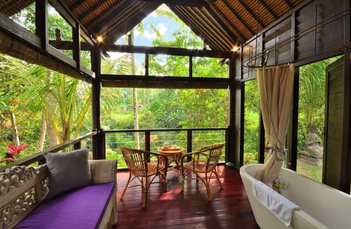 Melayang Villa | Jendela di Bali Villa