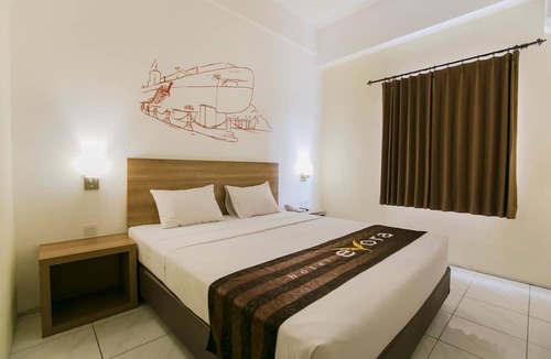 Gubeng Hotel | Evora Hotel