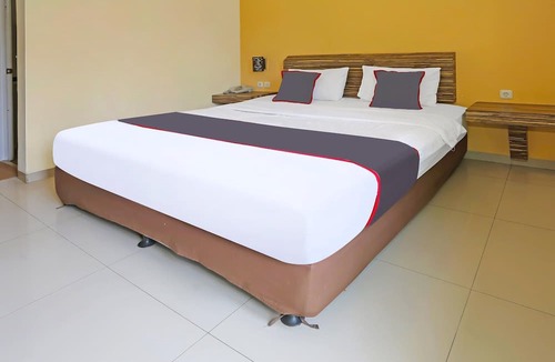 Gambir House | Luxury Deluxe DBL Retreat W/Free Wifi and Parking