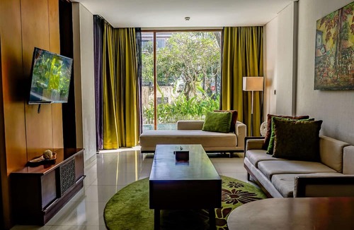 Sunset Road Hotel | Golden Tulip Jineng Resort Bali