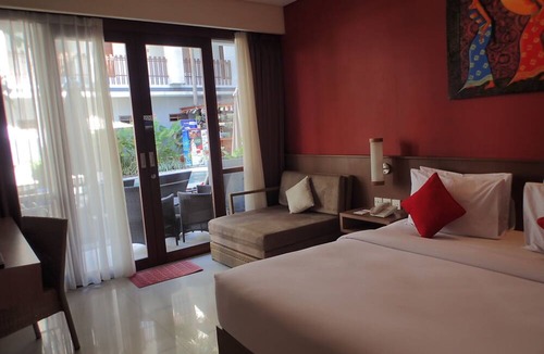 Downtown Kuta Hotel | Grand La Walon Hotel
