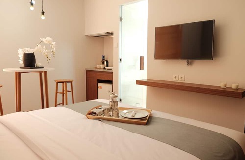 Kemang Hotel | Flat06 Tendean