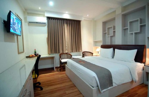 Cipete Selatan Hotel | Grand Kasira
