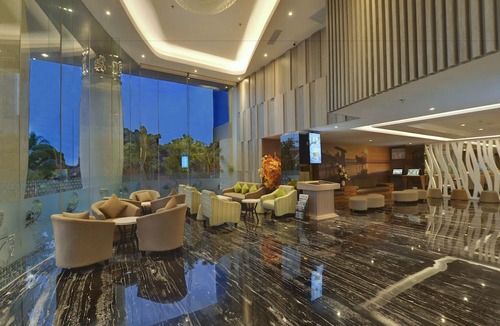 Depok Hotel | Platinum Adisucipto Hotel & Conference