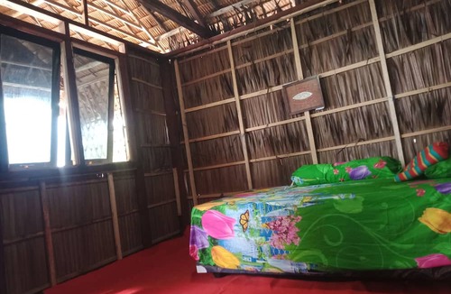 Pulau Fam House | marine homestay
