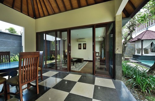 Petitenget Villa | The Khayangan Dreams Villa Seminyak