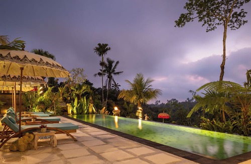 Taro Villa | Villa Lembah Damai