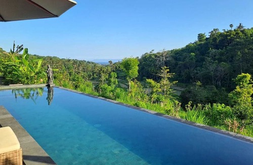 Seraya Barat House | Hidden Villa with the best Nature View