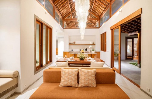 Umalas Villa | Bumbak Park by Nakula