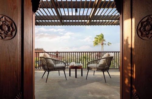 Bukit Villa | Tulou by Nakula