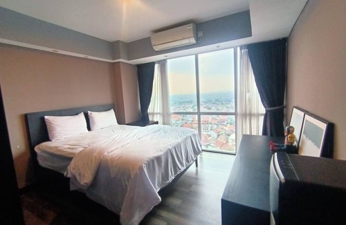 Jatinegara Apartment | Cozy The H Residence by Bonzela Property