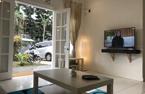 Ciloto House | Unique and just renovated house