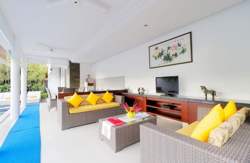 Laksmana Villa | Heliconia Villa