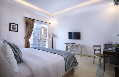 Petitenget Villa | Private Pool Villa Near Beach+Breakfast