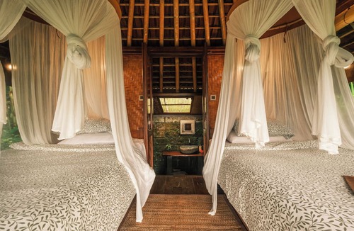Selemadeg House | Cosy twin bungalow perfect for two firends or solo travlers. With stunning view!
