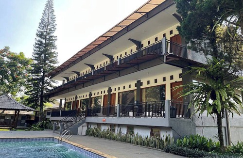 Pancawati Villa | Santa Monica Resort