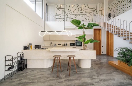 Melayang Villa | Luxe Tropical 6BR Villa w Pool Lounge Prime Ubud