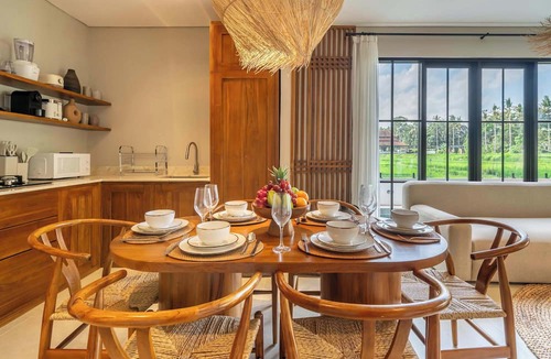 Melayang Villa | Cozy 3BR Villa in Lush Ubud w Pool, Patio & Garden