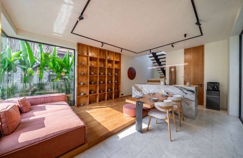 Ubud City-Centre Villa | ART1 - Designer Villa with 2 Bedrooms & Pool, Ubud