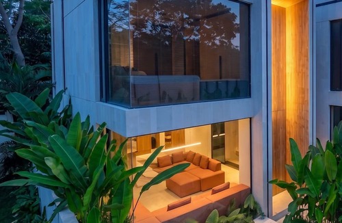 Ubud City-Centre Villa | ART1 - Designer Villa with 2 Bedrooms & Pool, Ubud