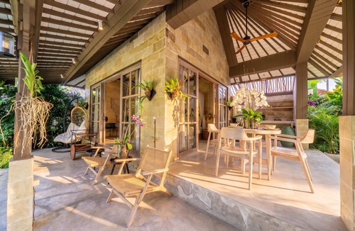 Ubud Villa | Peaceful Ubud's 1BR Lush Garden Pool Patio