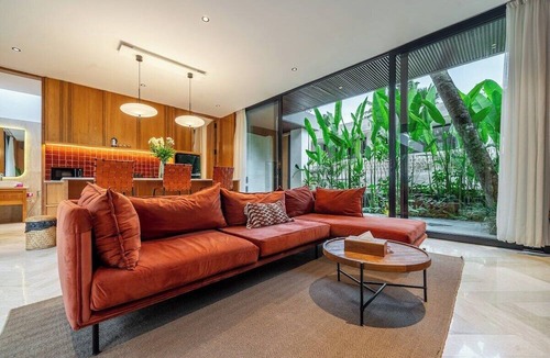 Melayang Villa | X7 Ubud - Tropical Ubud's 3BR Gem w Pool & Outdoor Dining