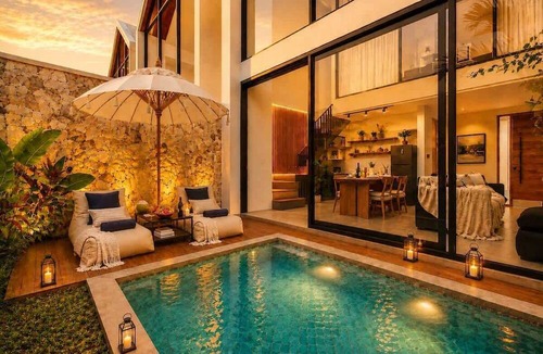 Babakan Villa | Villa Gaudi I