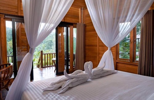 Sidemen Villa | Cassowary Villas Sidemen by AGATA